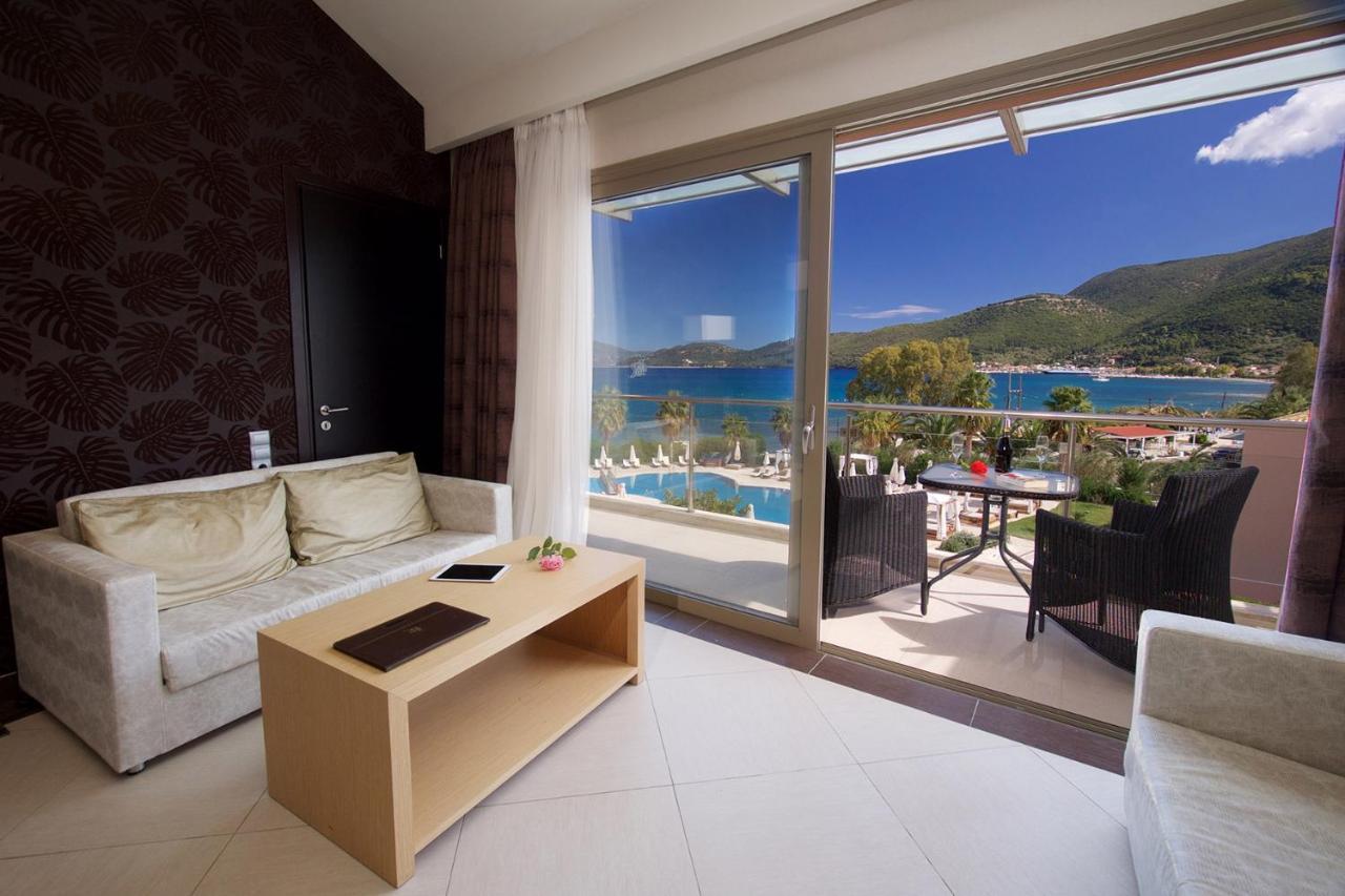Ionian Emerald Resort Каравомилос Стая снимка