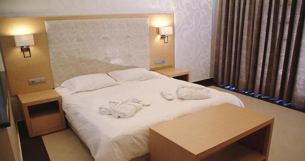 Ionian Emerald Resort Каравомилос Екстериор снимка