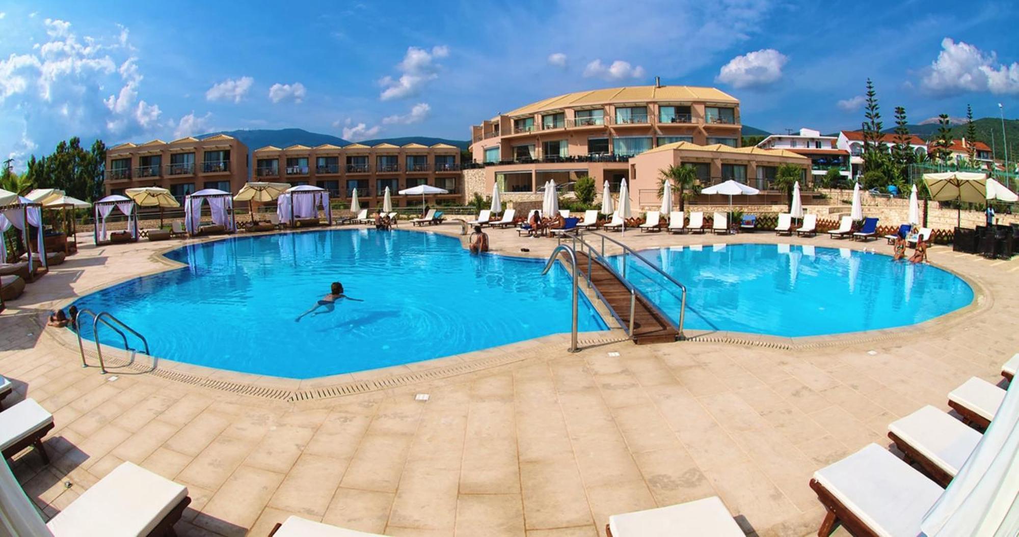 Ionian Emerald Resort Каравомилос Екстериор снимка