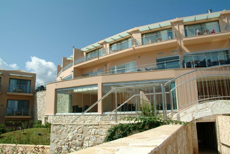 Ionian Emerald Resort Каравомилос Екстериор снимка